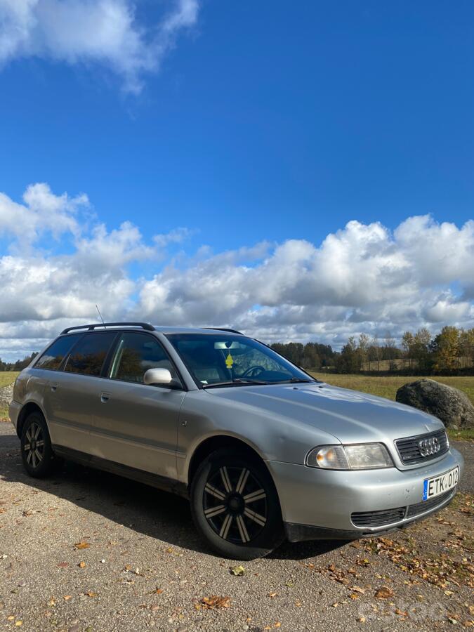 Audi A4 B5 Avant wagon 5-doors