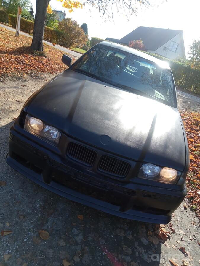 BMW 3 Series E36 Sedan