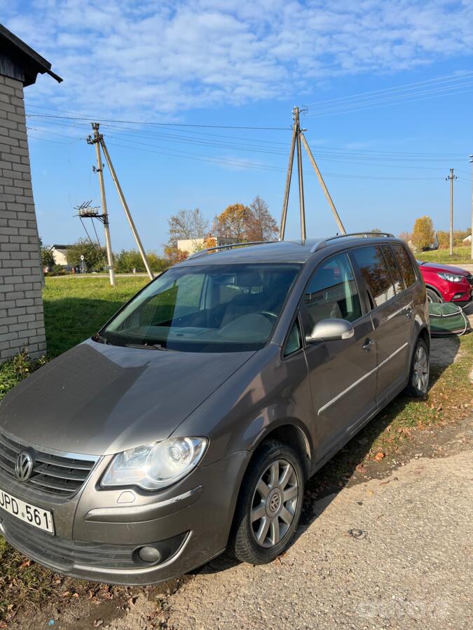Volkswagen Touran 1 generation [restyling] Minivan 5-doors