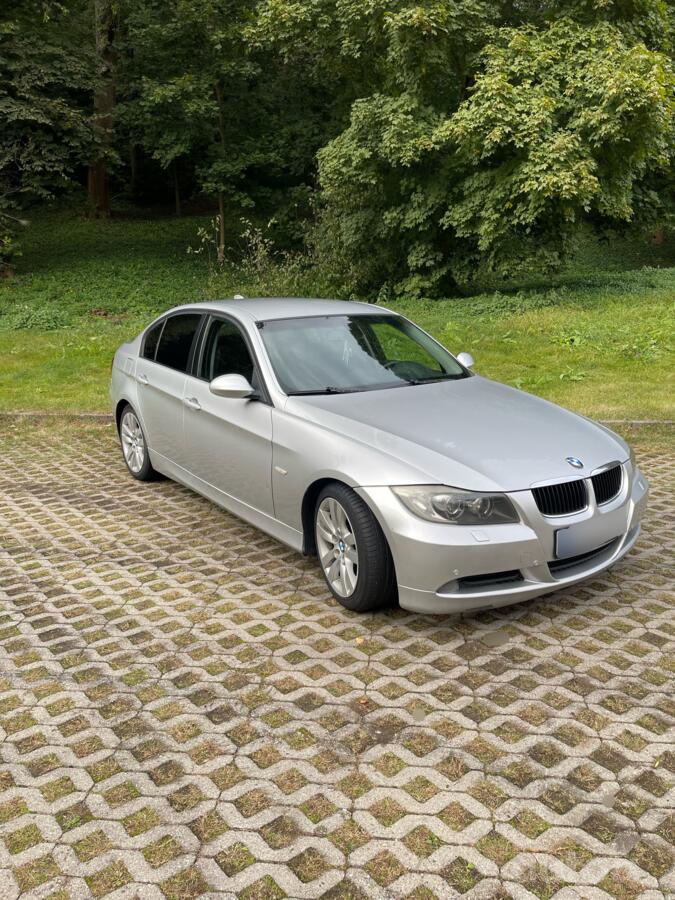 BMW 3 Series E90/E91/E92/E93 Sedan