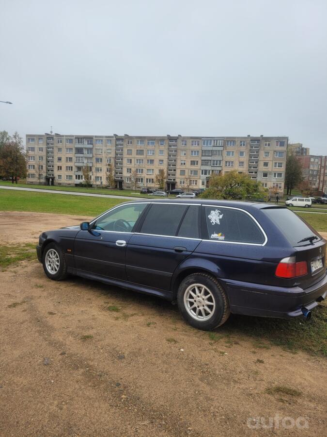 BMW 5 Series E39 Touring wagon