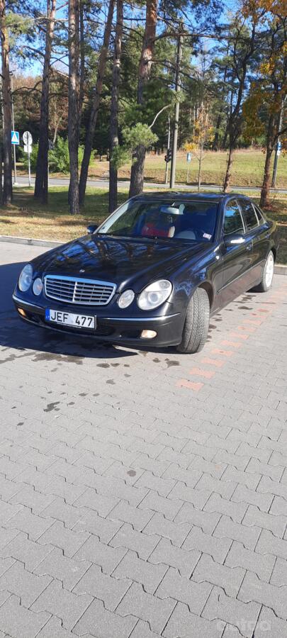Mercedes-Benz E-Class W211 Sedan
