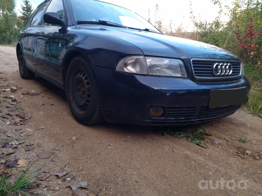 Audi A4 B5 Avant wagon 5-doors