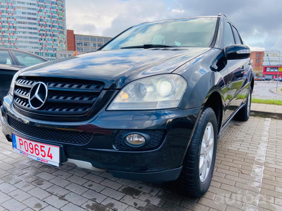 Mercedes-Benz M-Class W164 Crossover 5-doors