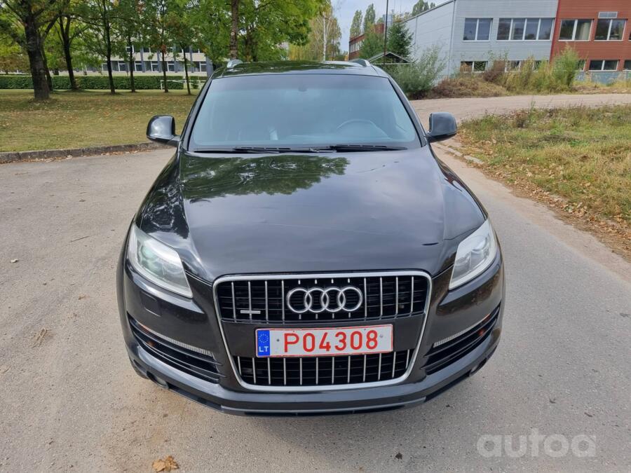 Audi Q7 4L Crossover