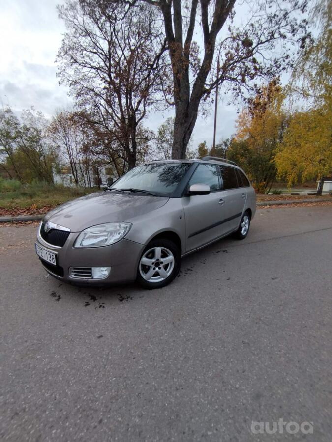 Skoda Fabia 2 generation [restyling]