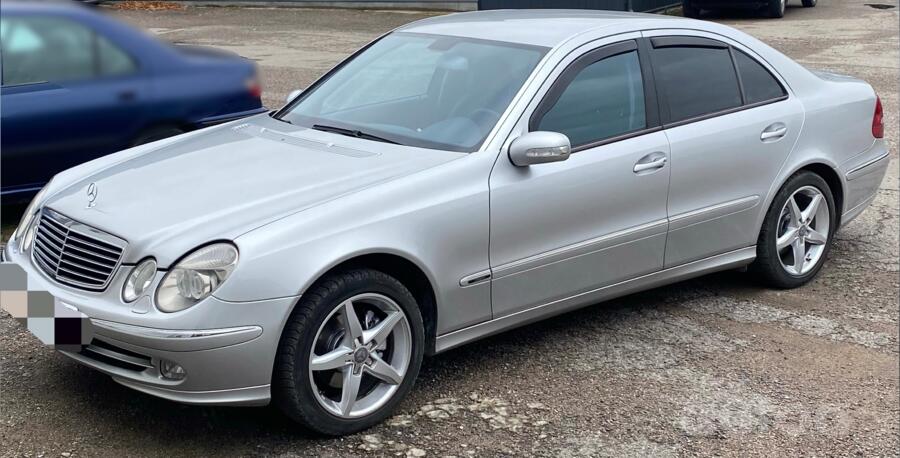 Mercedes-Benz E-Class W211 Sedan