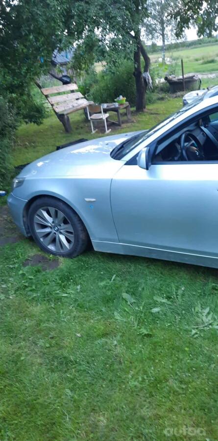 BMW 5 Series E60/E61 Touring wagon