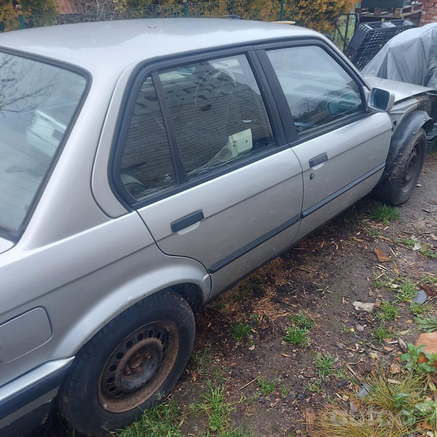 BMW 3 Series E30 [restyling] Sedan