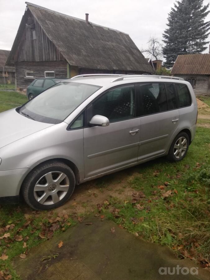 Volkswagen Touran 1 generation Minivan