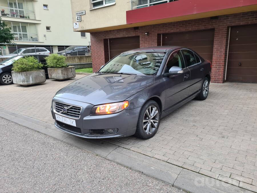 Volvo S80 2 generation Sedan