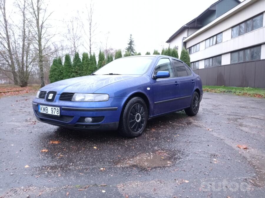 SEAT Toledo 2 generation Sedan