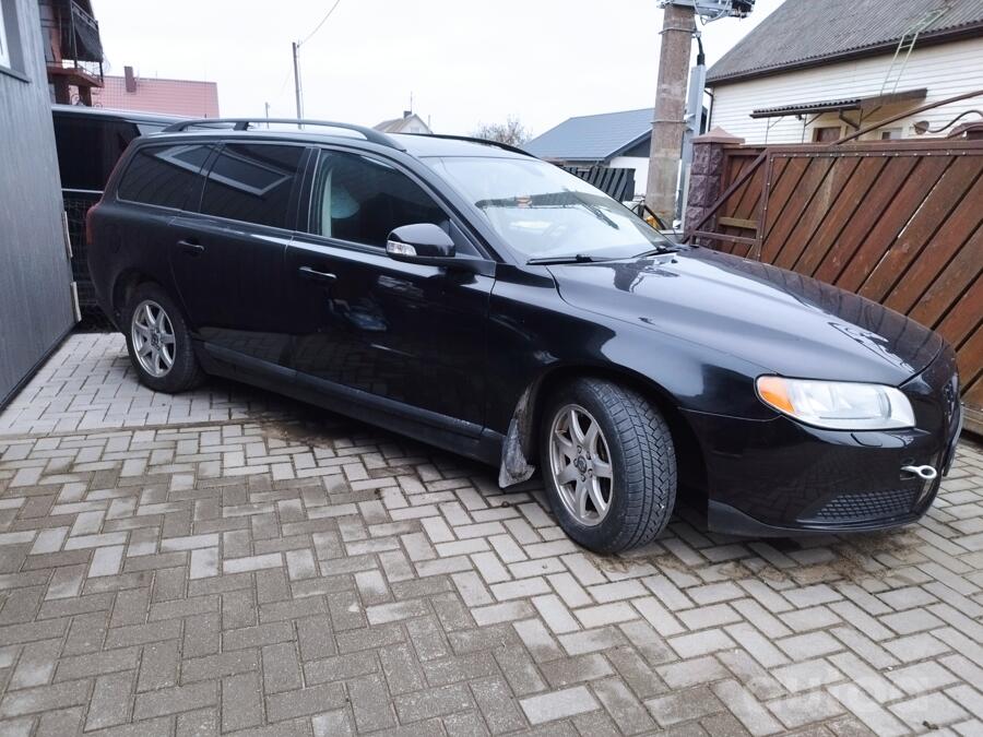 Volvo V70 3 generation wagon