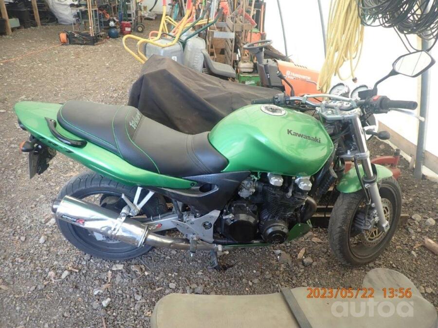 Kawasaki ZR