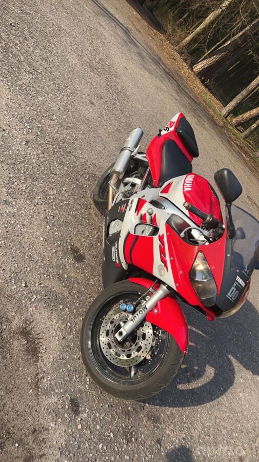Yamaha YZF