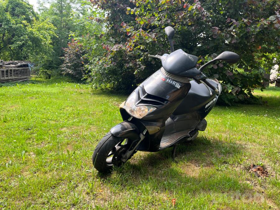 Aprilia Leonardo
