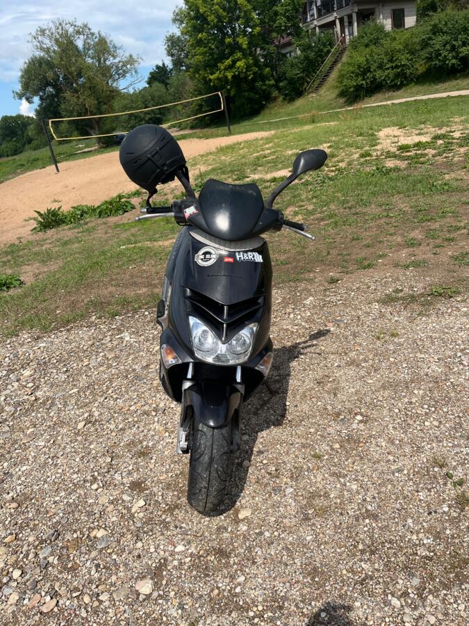 Aprilia Leonardo
