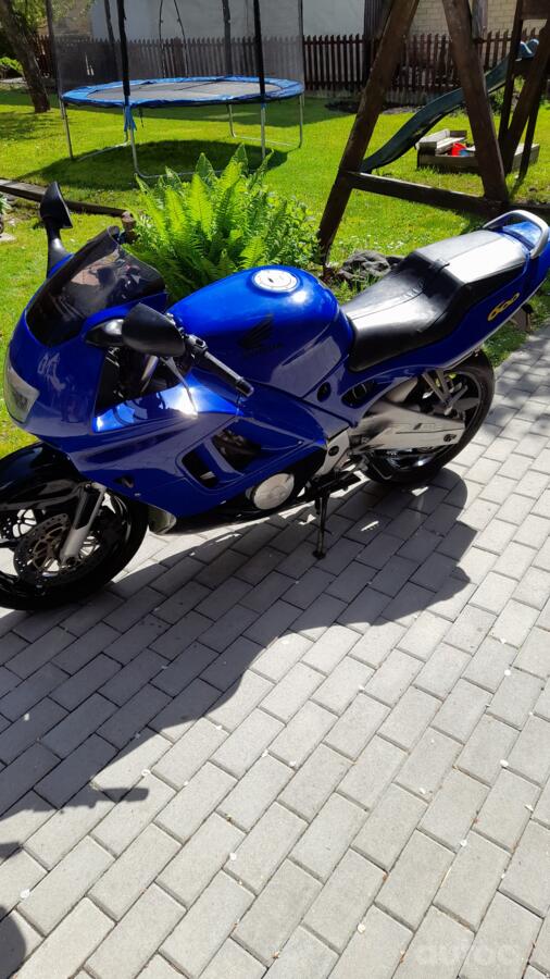Honda CBR