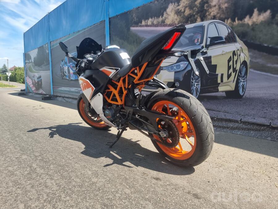 KTM RC