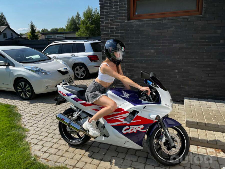 Honda CBR