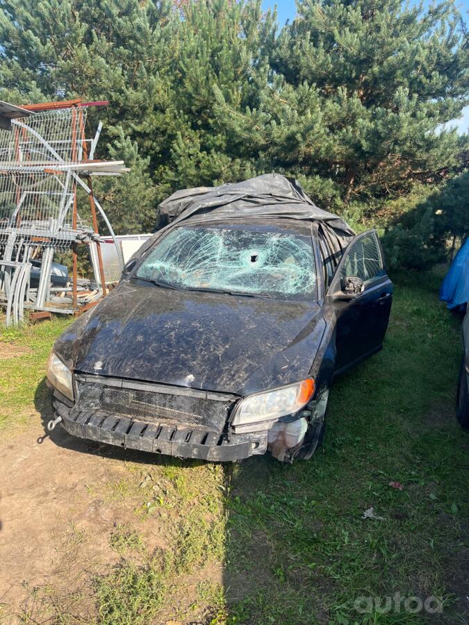 Volvo V70 3 generation wagon