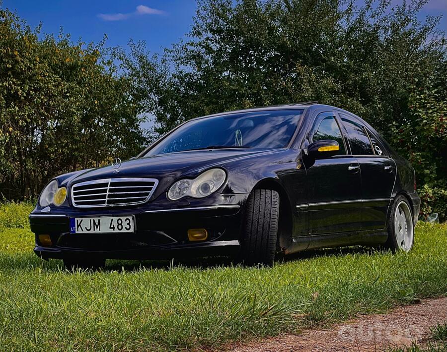 Mercedes-Benz C-Class W203/S203/CL203 Sedan
