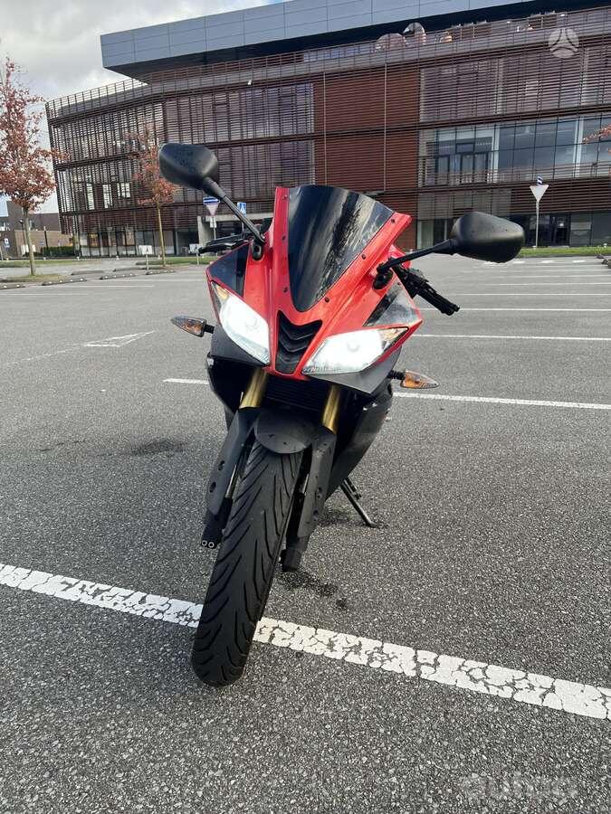 Yamaha YZF