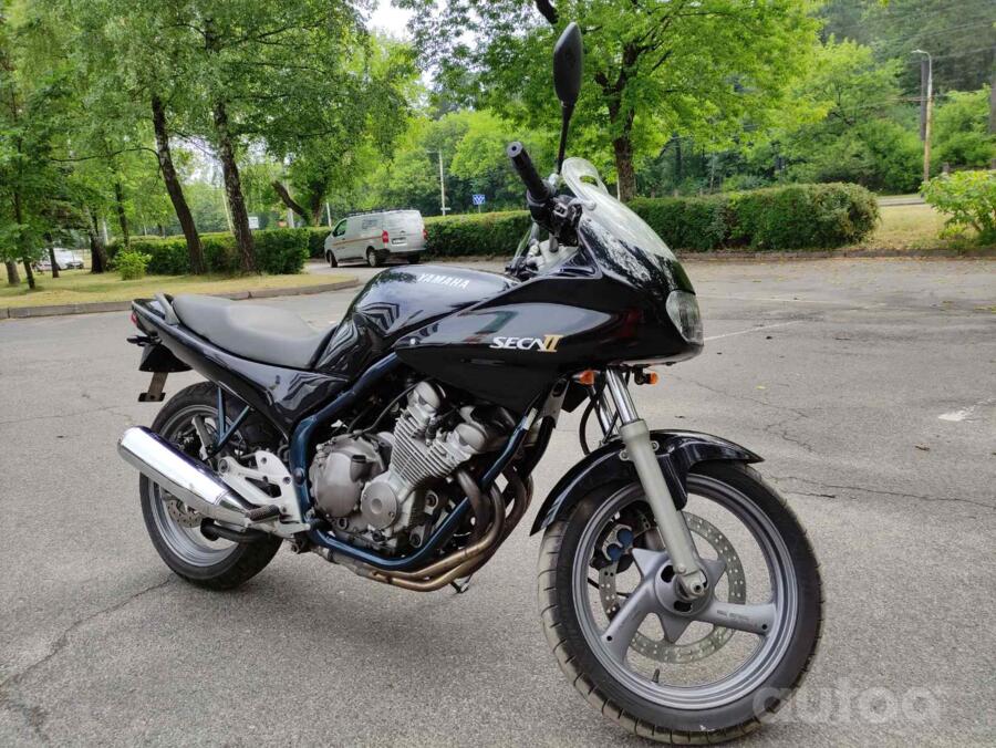 Yamaha XJ