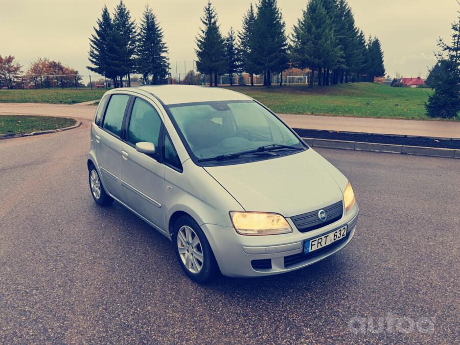 Fiat Idea 1 generation Minivan