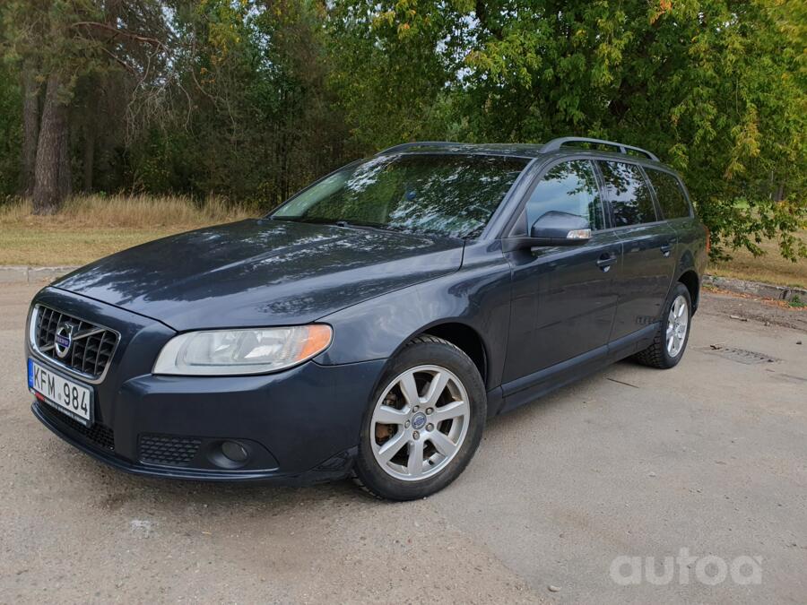Volvo V70 3 generation wagon