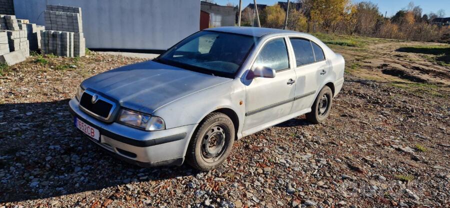Skoda Octavia 1 generation Liftback 5-doors