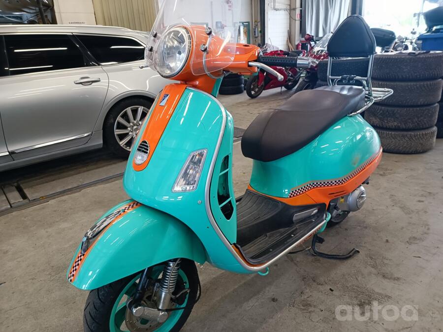 Vespa GTS