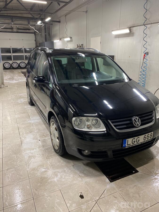 Volkswagen Touran 1 generation Minivan