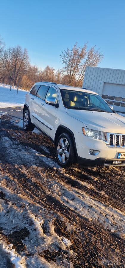 Jeep Grand Cherokee WK2 SUV