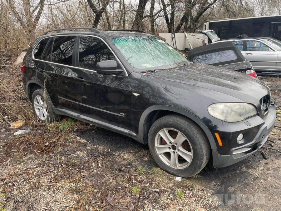 BMW X5 E70 Crossover