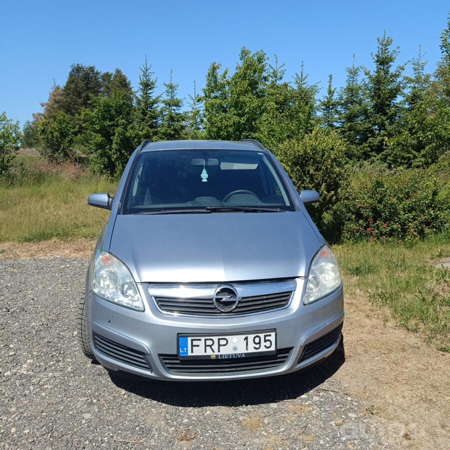 Opel Zafira B Minivan 5-doors