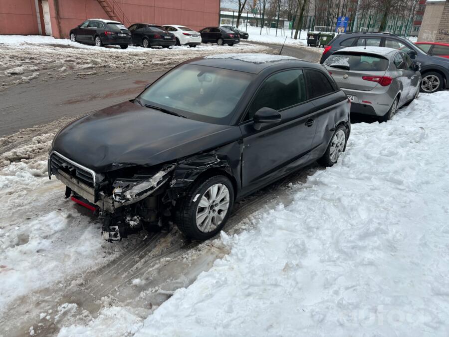 Audi A1 8X Hatchback 3-doors