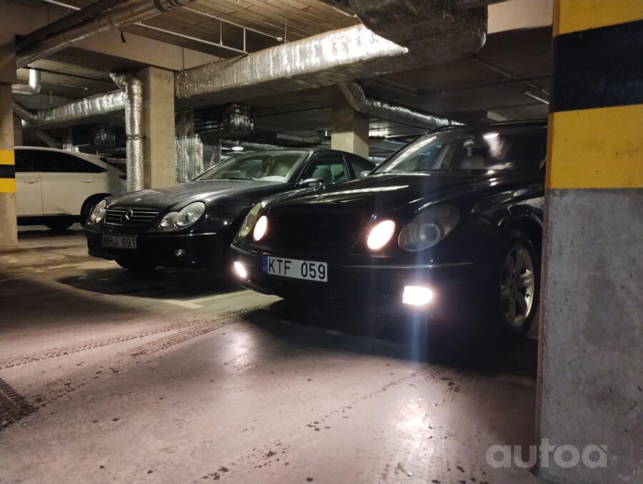 Mercedes-Benz E-Class W211/S211 wagon 5-doors