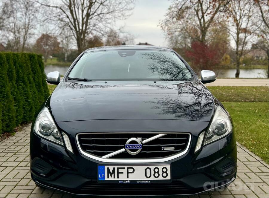 Volvo V60 1 generation wagon