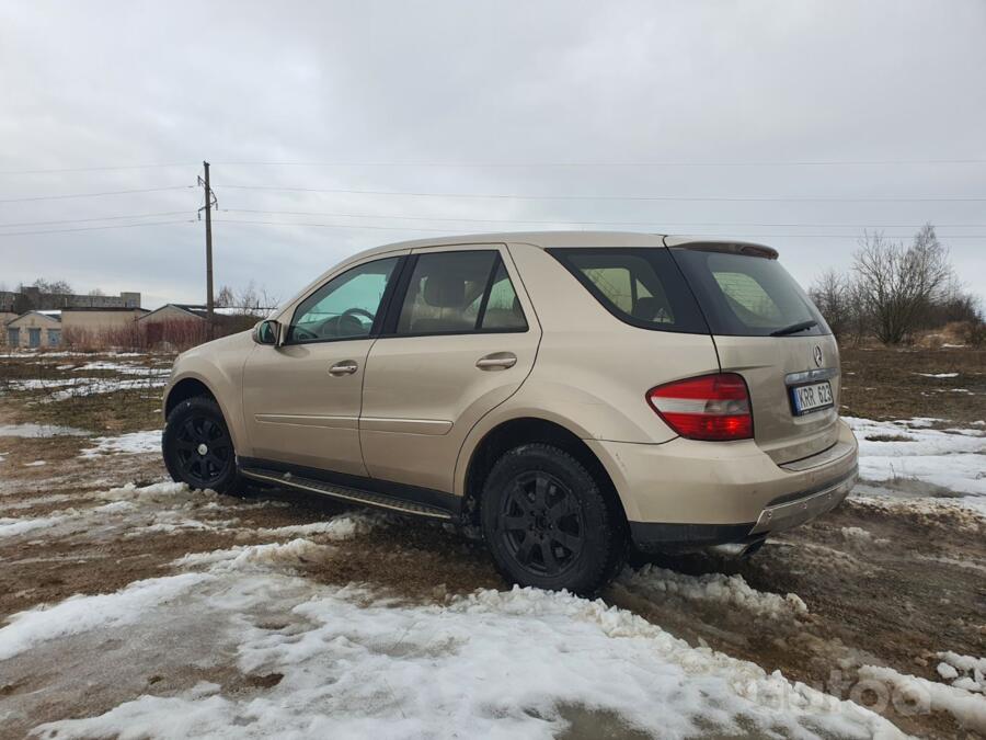 Mercedes-Benz M-Class W164 Crossover 5-doors
