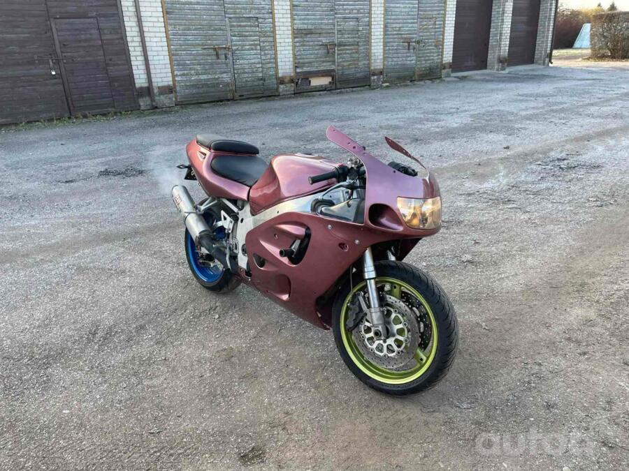 Suzuki GSX-R