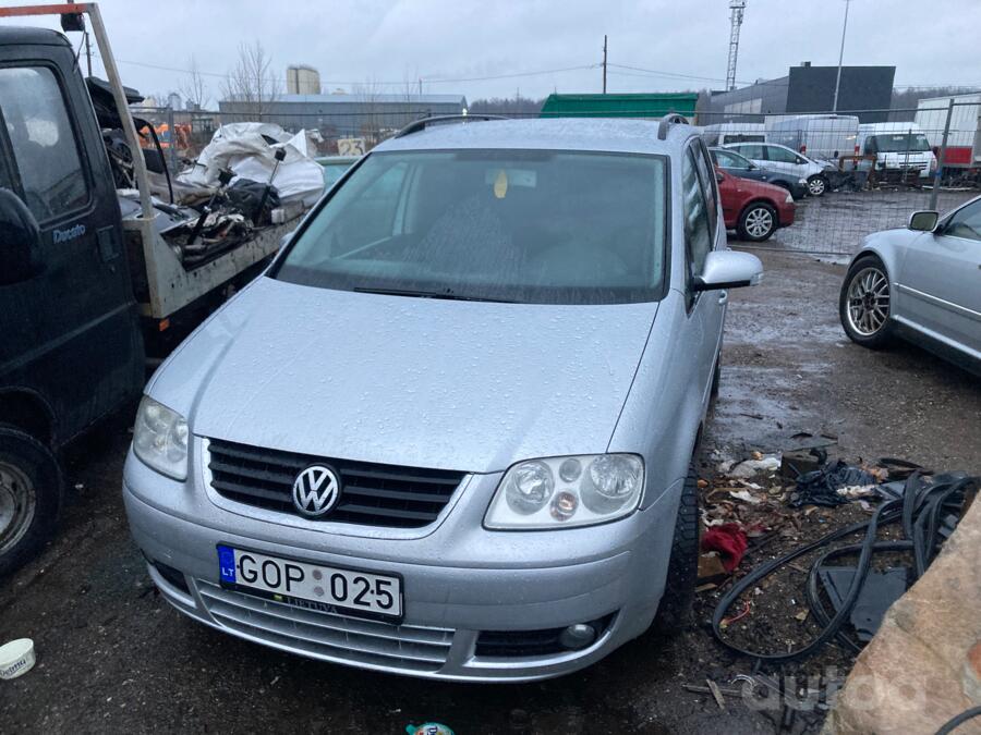 Volkswagen Touran 1 generation Minivan