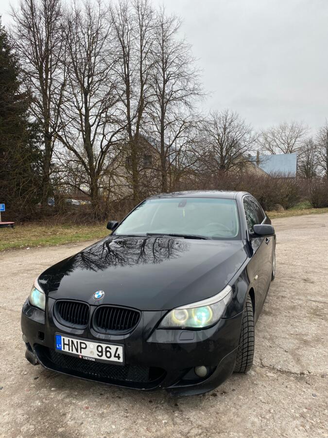 BMW 5 Series E60/E61 Sedan
