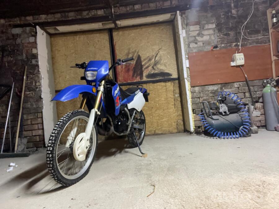 Suzuki RMX