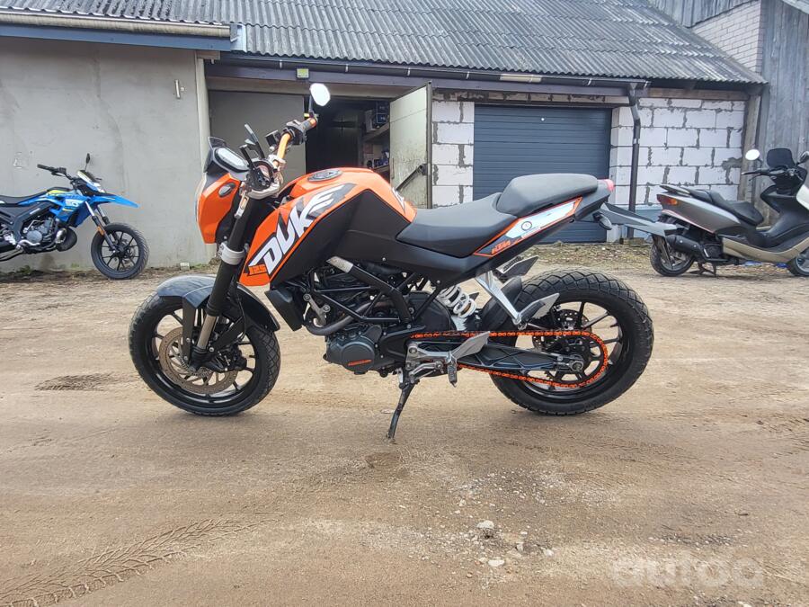 KTM 125