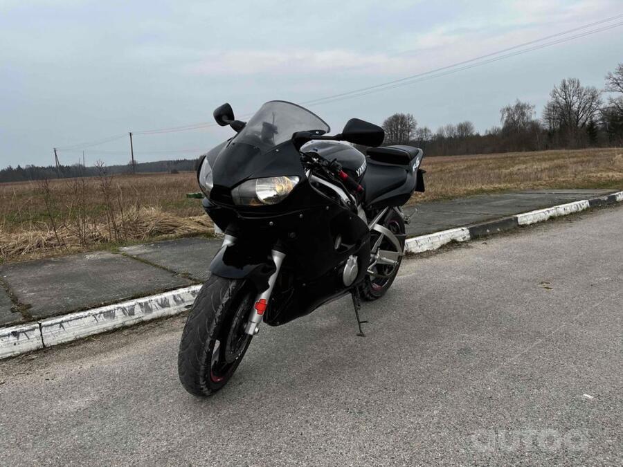 Yamaha YZF