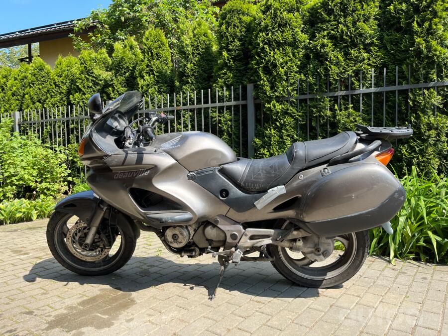 Honda NT