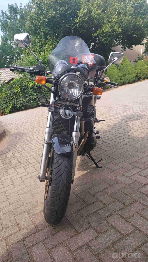Suzuki GSX