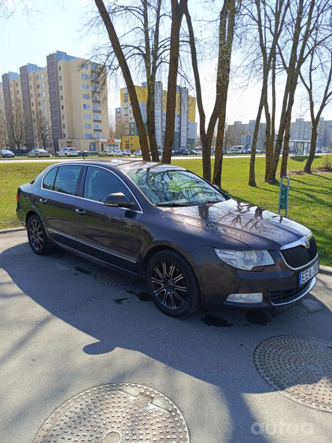 Skoda Superb 2 generation Liftback