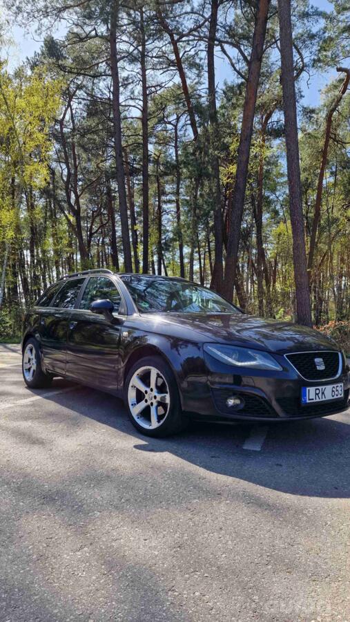 SEAT Exeo